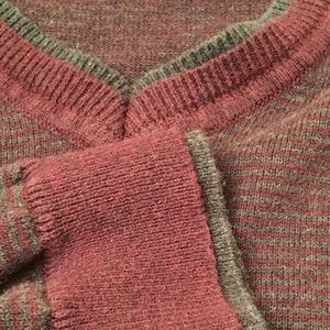 VanHeusen v-neck sweater